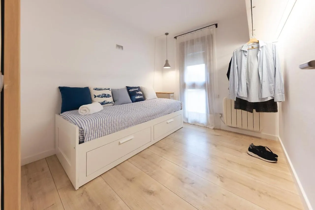 Apartament Bravissimo La Mora Girona 0*,